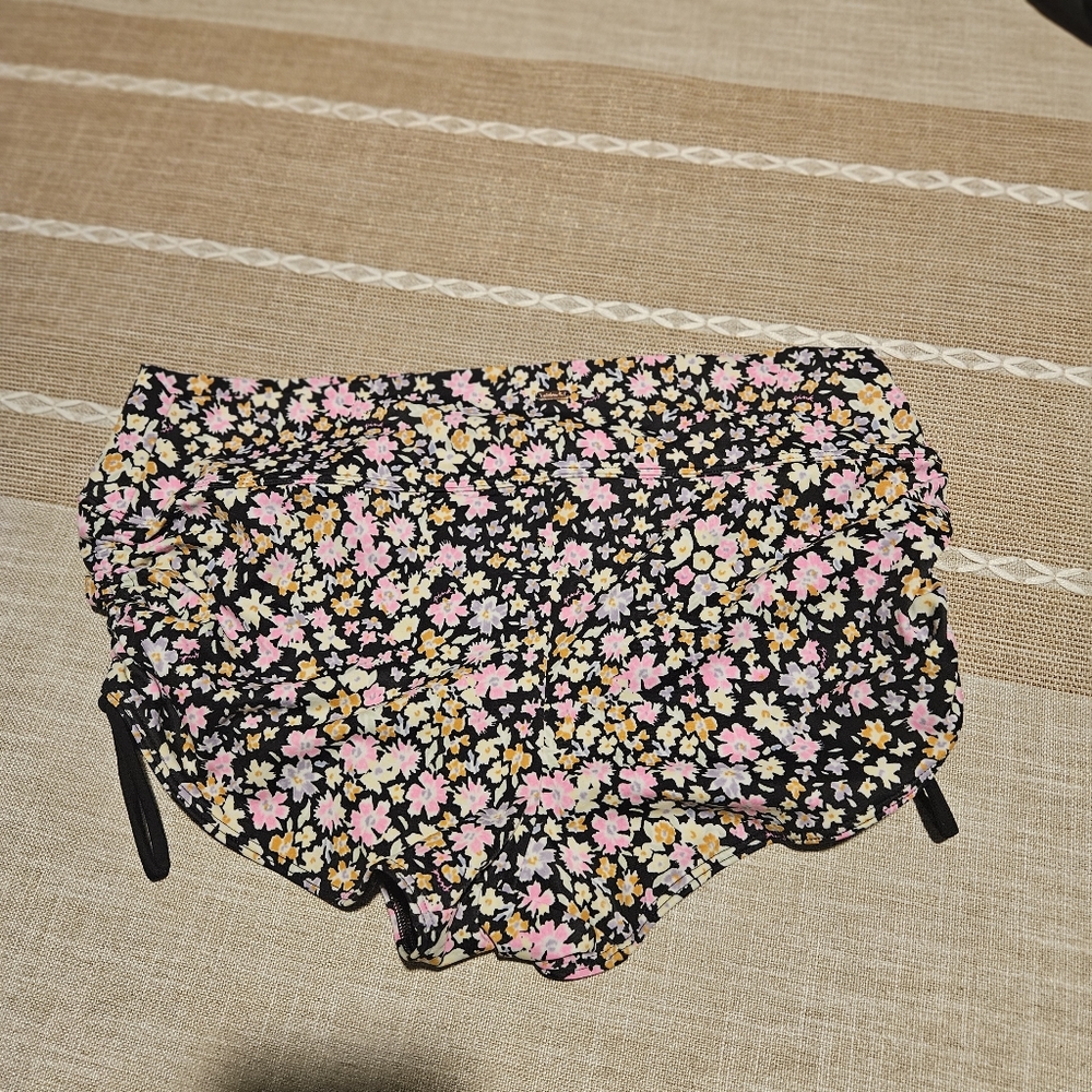 PINK Victoria's Secret High Waist Black and Pink Shorts